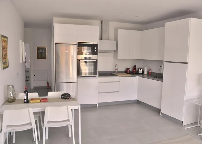 Valinor Boliches Фуенхірола